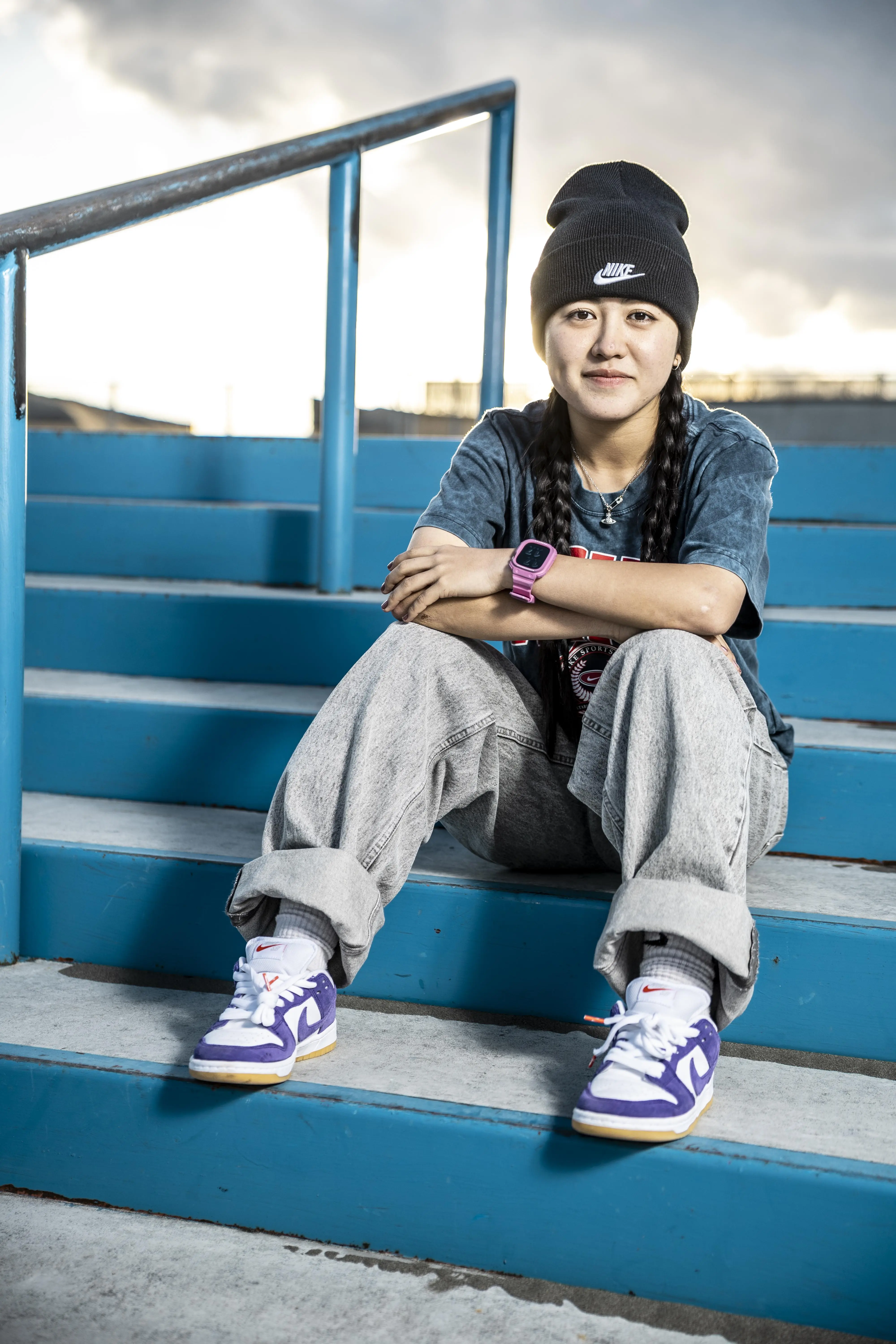 スケートボードの中山楓奈選手がヤクルト戦でファーストピッチを投げる