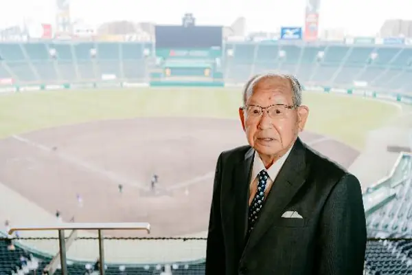 阪神タイガースが球団創設90周年を祝して「𠮷田義男シート」を設置
