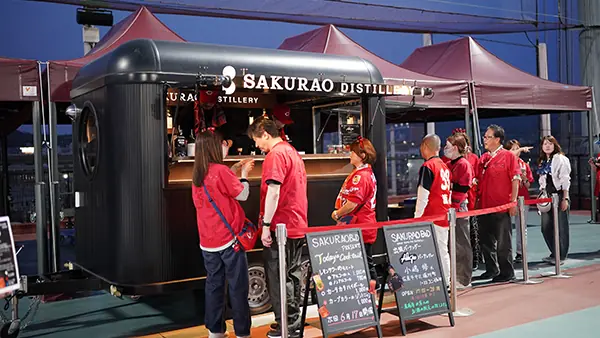 広島東洋カープの試合に移動式BARが出店！特別な体験を楽しもう