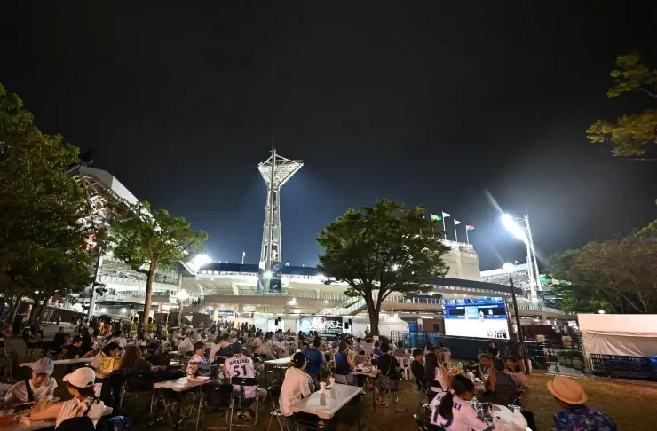 横浜DeNAベイスターズの特別イベント『ハマスタBAYビアガーデン』開催！