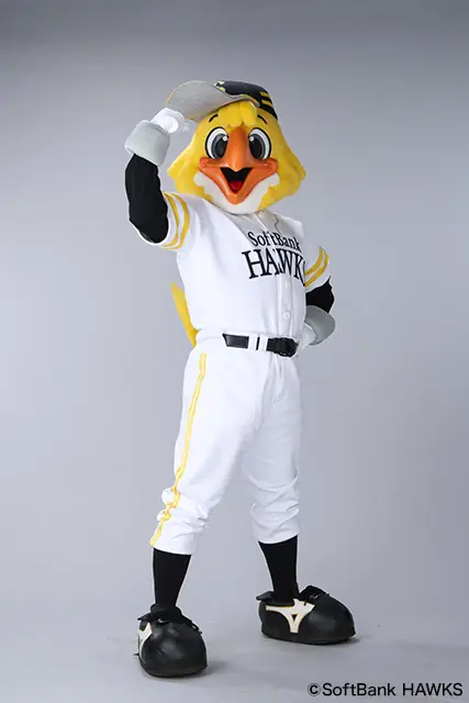 人気マスコット「ハリーホーク」と「ハニーズ」がオリックス・バファローズの試合に来場！
