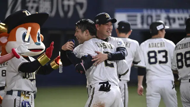 オリックス・バファローズ、若月選手のサヨナラ勝ちを記念した新グッズ発売!