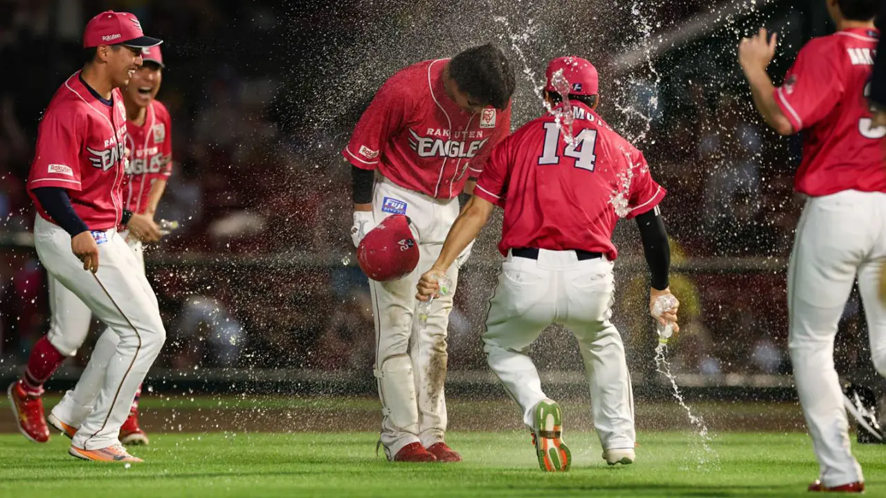 楽天イーグルスが2025年夏ユニフォームを着用決定！