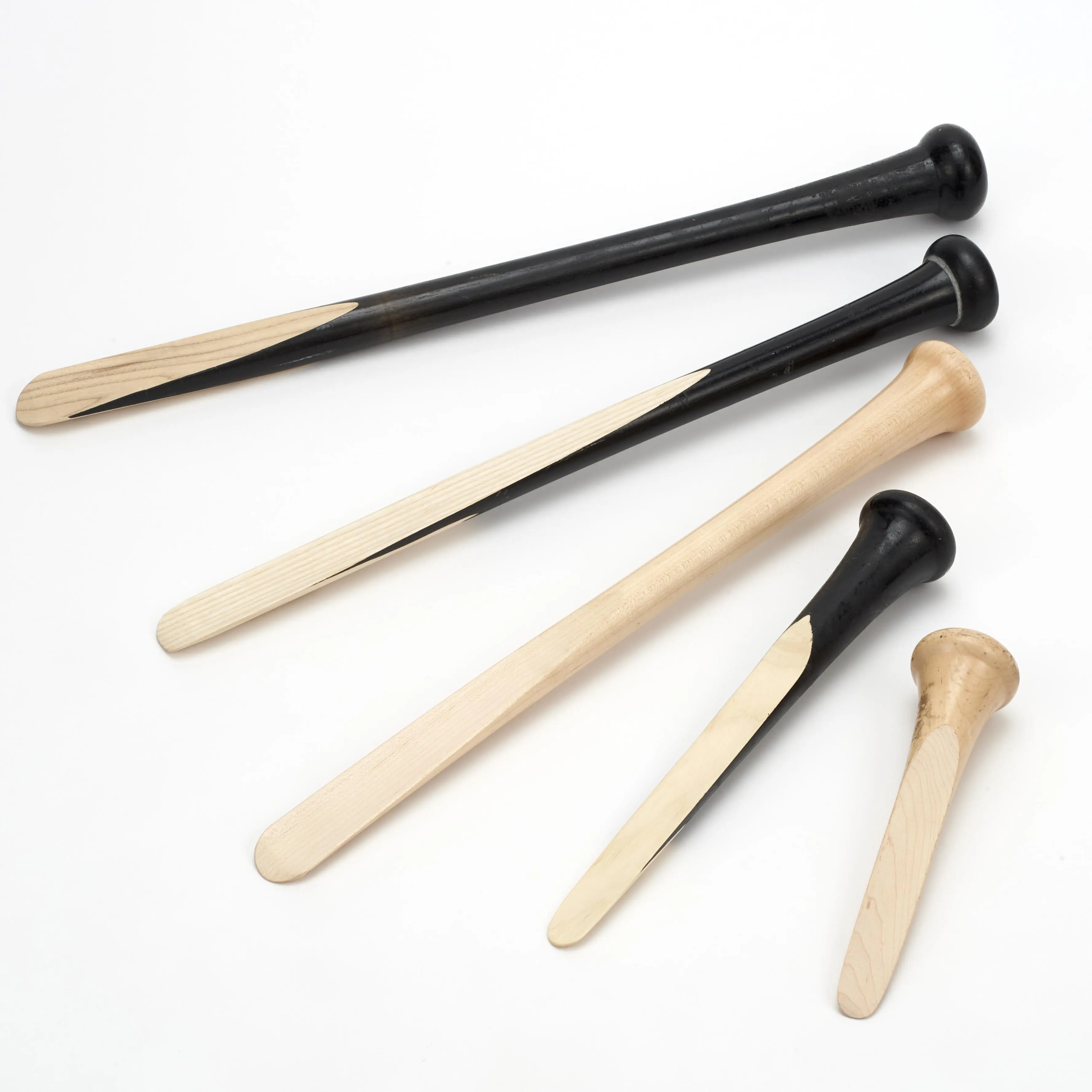 読売ジャイアンツが選手実使用のバットから作られた靴べらを即日抽選販売