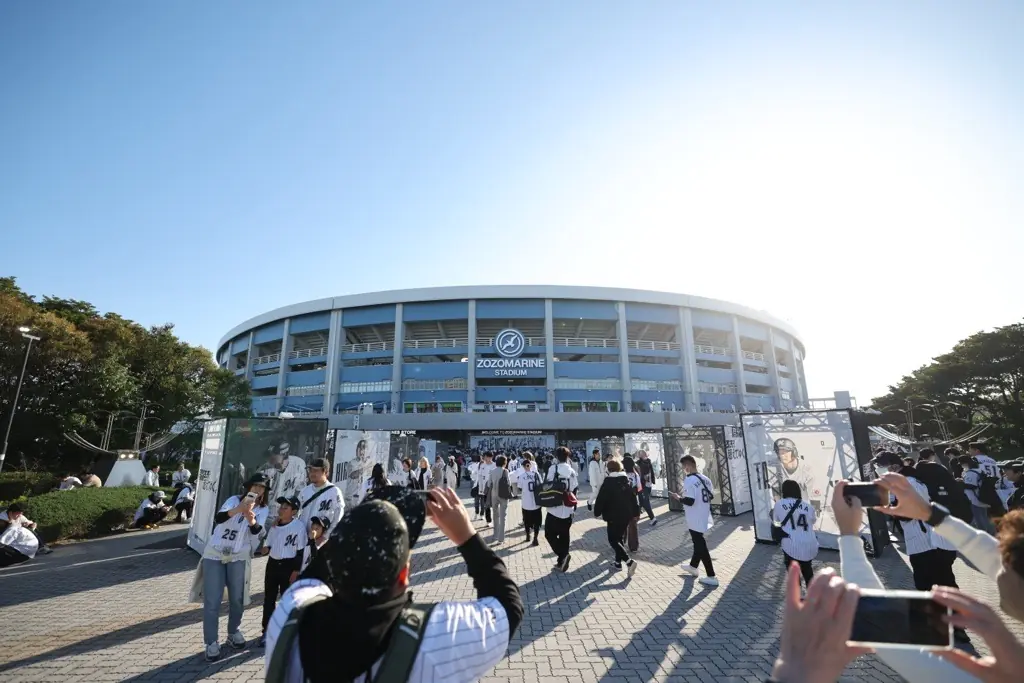 千葉ロッテマリーンズがレプリカユニホーム特設販売ブースを期間限定でオープン！