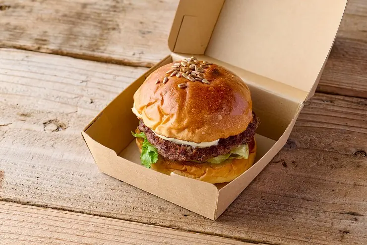 「マイナビオールスターゲーム」に合わせて横浜の特設ブースでオリジナルフード販売