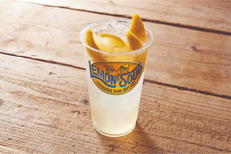 横浜DeNAベイスターズ、スタジアムの新MEGAサイズドリンクを期間限定で発売