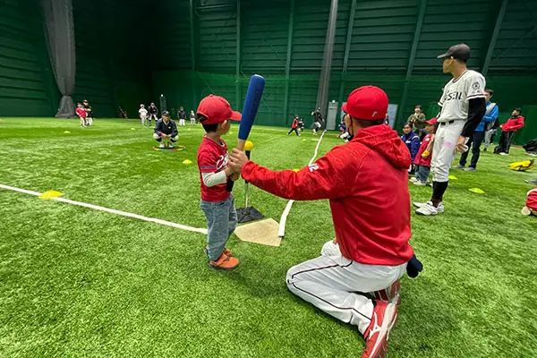 広島東洋カープが地域イベントを支援、未就学児と保護者を対象としたキッズフェスタin広島開催