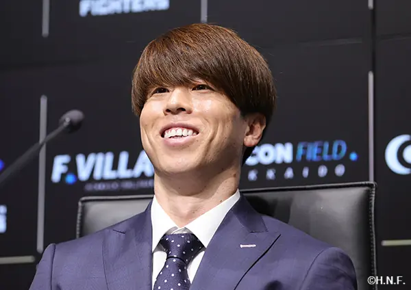 ファイターズ、4選手が契約更改 来季へ向けた抱負を語る