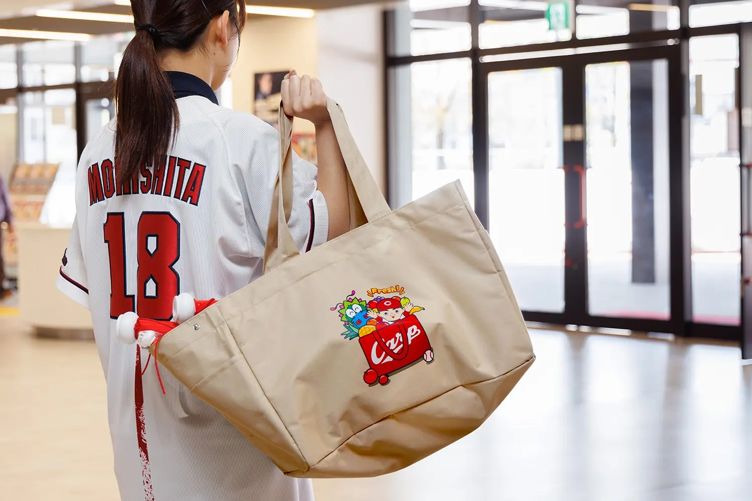 広島東洋カープの『保冷レジカゴ用バッグ』の受付が再開