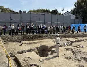 宇治市街遺跡の現地説明会が大盛況で開催されました