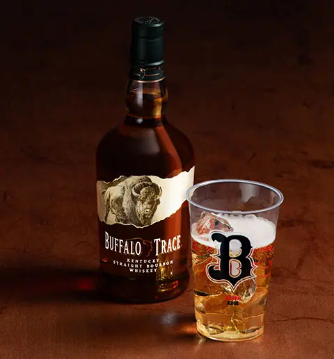 オリックス・バファローズが「バッファロー・トレース」と提携し公式ウイスキーに決定