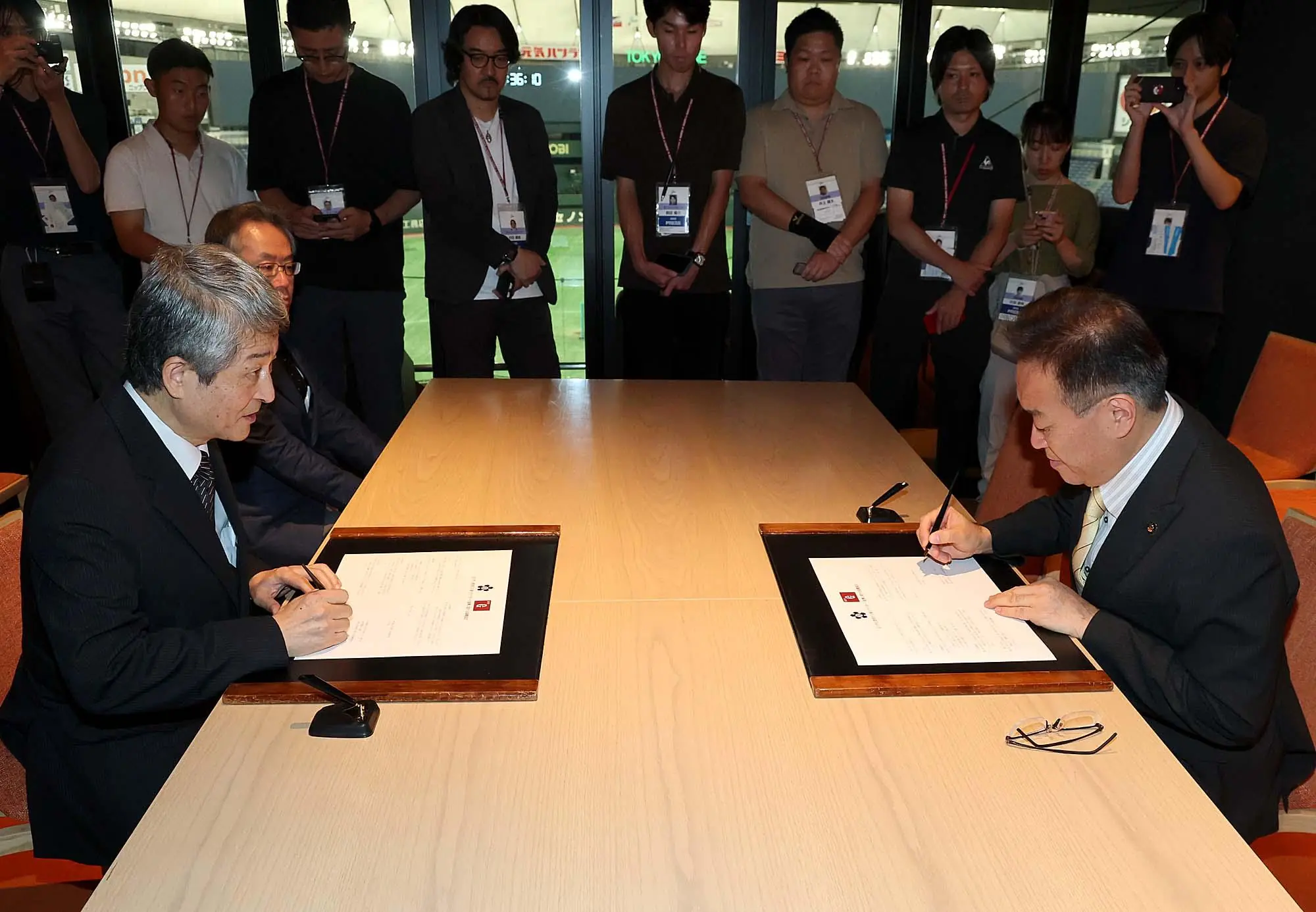 読売ジャイアンツと立川市がスポーツ振興に関する協定を結びました