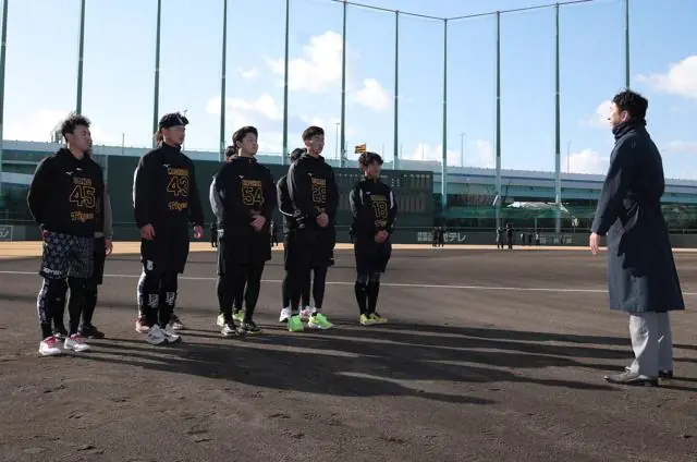 阪神タイガースの新人選手が合同自主トレを開始