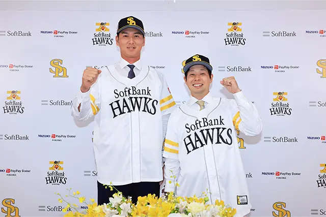 福岡ソフトバンクホークスに新加入！大江竜聖投手と秋広優人選手が会見で意気込みを語る