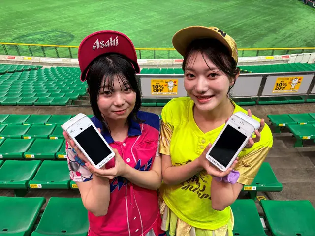 福岡ソフトバンクホークスの場内売り子でキャッシュレス決済がさらに便利に！