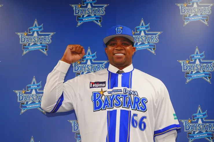ダヤン・ビシエド選手が横浜DeNAベイスターズに入団