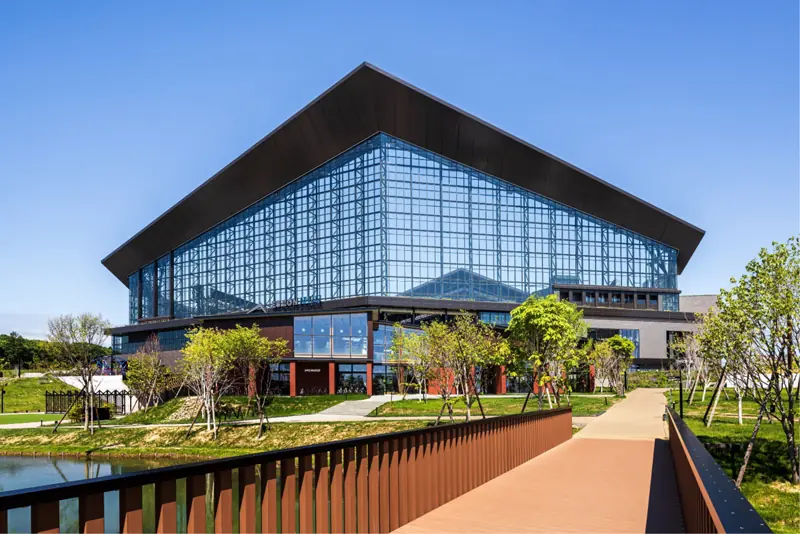 エスコンフィールドHOKKAIDOがギネス世界記録を樹立！世界最大のガラスウォールを持つスタジアムに認定